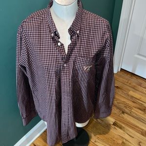Men’s campus specialties, XL Virginia Tech HOKIES button‎ up shirt